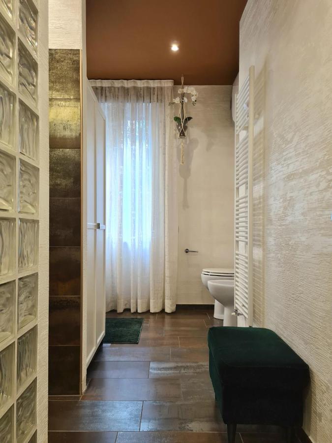 Serendipity Apartments - Montenapoleone Milan Bagian luar foto